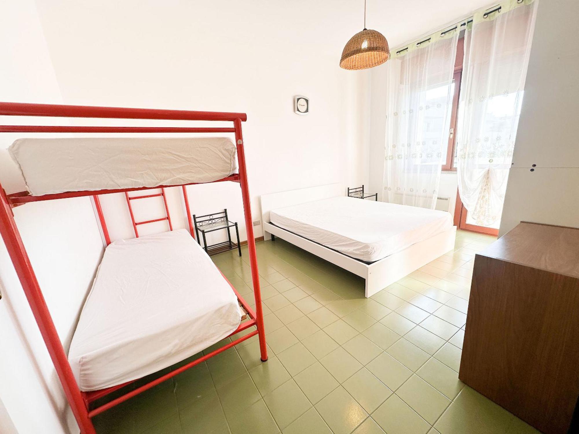 Piscina, Vicino Al Mare Equilio Apartment