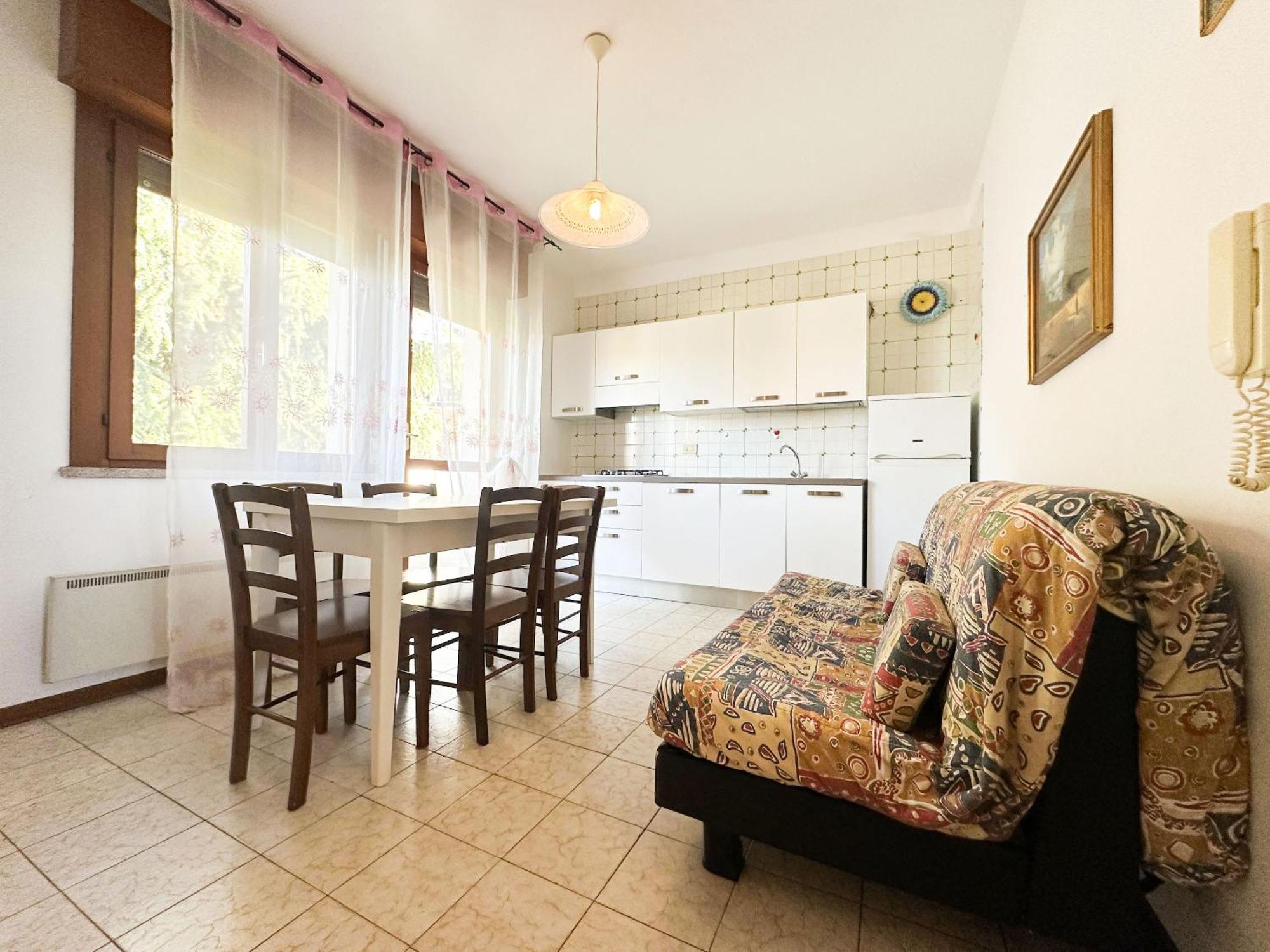 Piscina, Vicino Al Mare Equilio Apartment