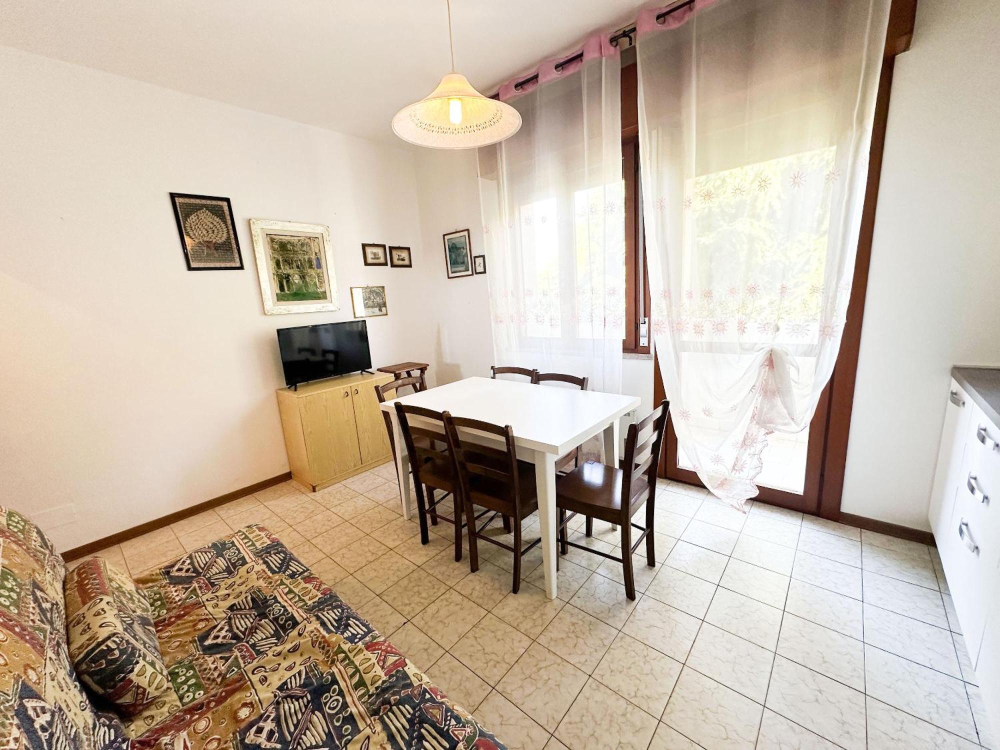 Piscina, Vicino Al Mare Equilio *